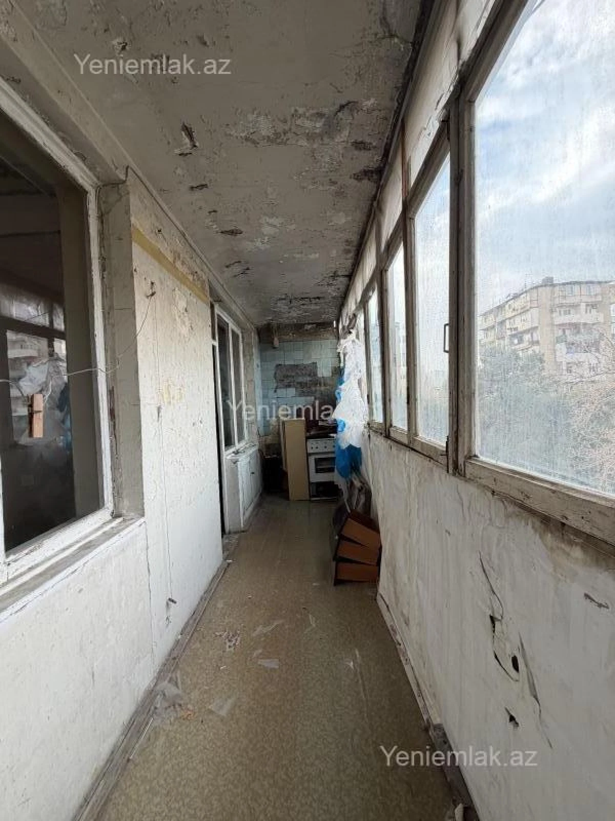 Satılır 3 otaqlı köhnə tikili 90 m²