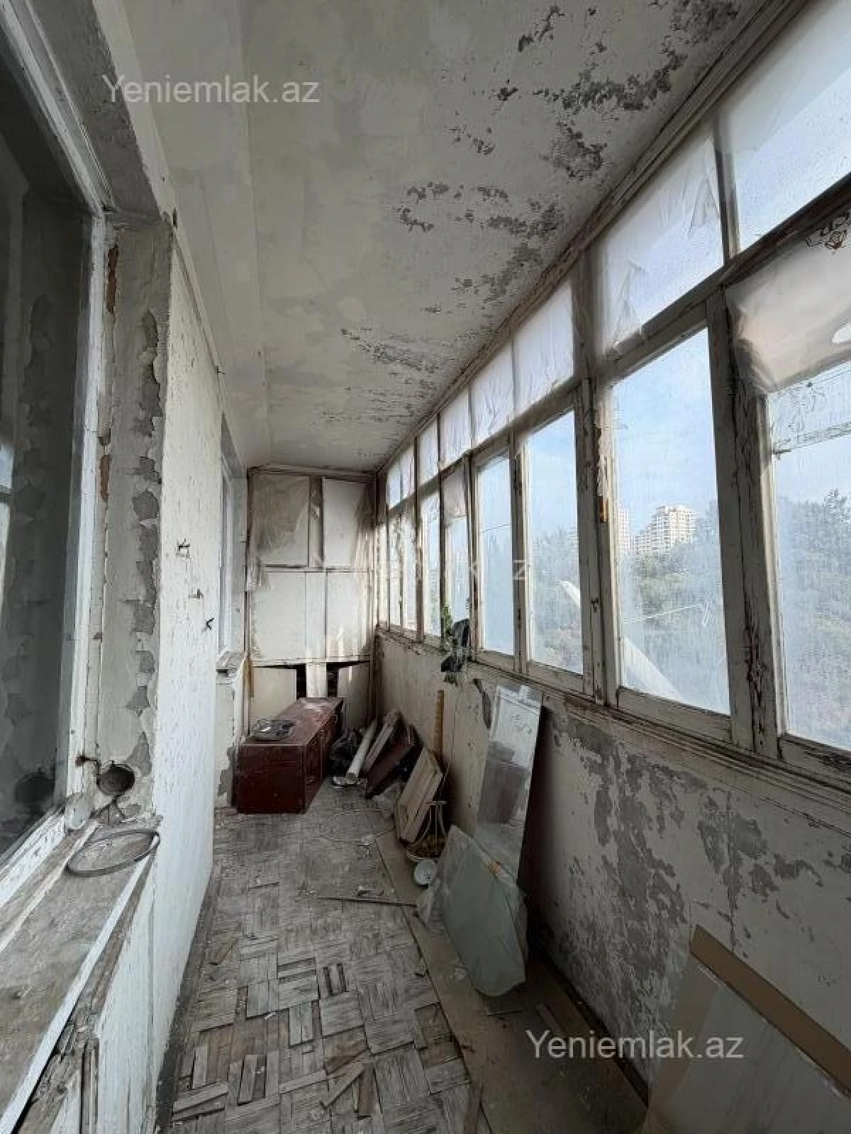 Satılır 3 otaqlı köhnə tikili 90 m²