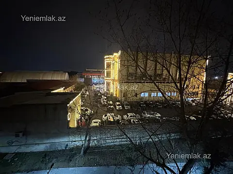 Satılır 3 otaqlı köhnə tikili 85 m²