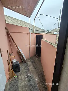 Satılır 1 otaqlı həyət evi 30 m²