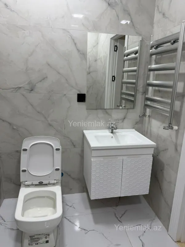 Satılır 3 otaqlı yeni tikili 120 m²