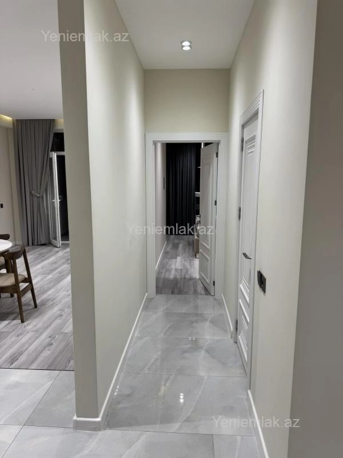 Satılır 2 otaqlı yeni tikili 60 m²