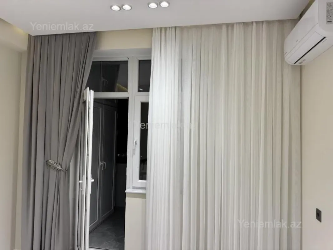 Satılır 2 otaqlı yeni tikili 60 m²