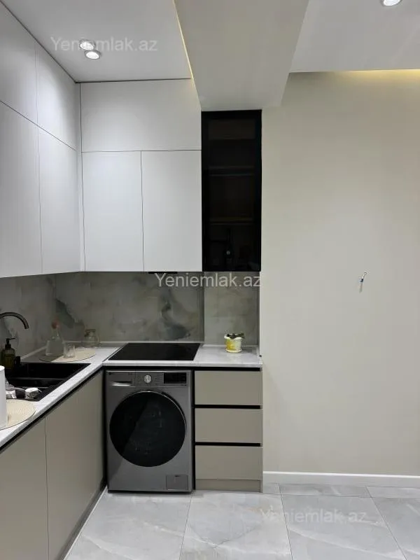 Satılır 2 otaqlı yeni tikili 60 m²