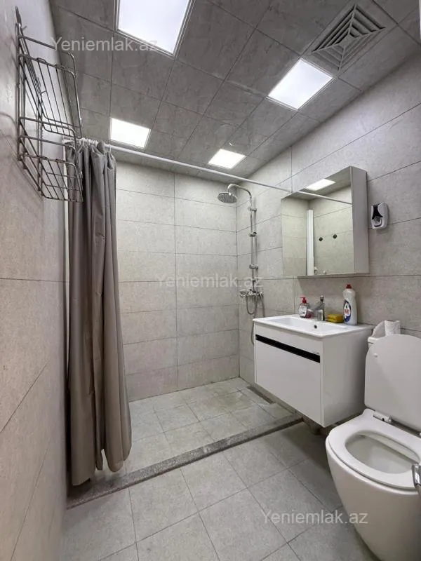 Satılır 2 otaqlı köhnə tikili 42 m²