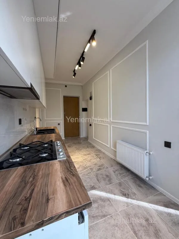 Satılır 2 otaqlı köhnə tikili 42 m²