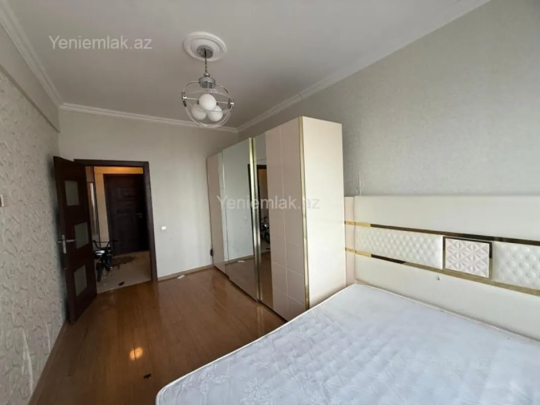 Satılır 2 otaqlı yeni tikili 63 m²