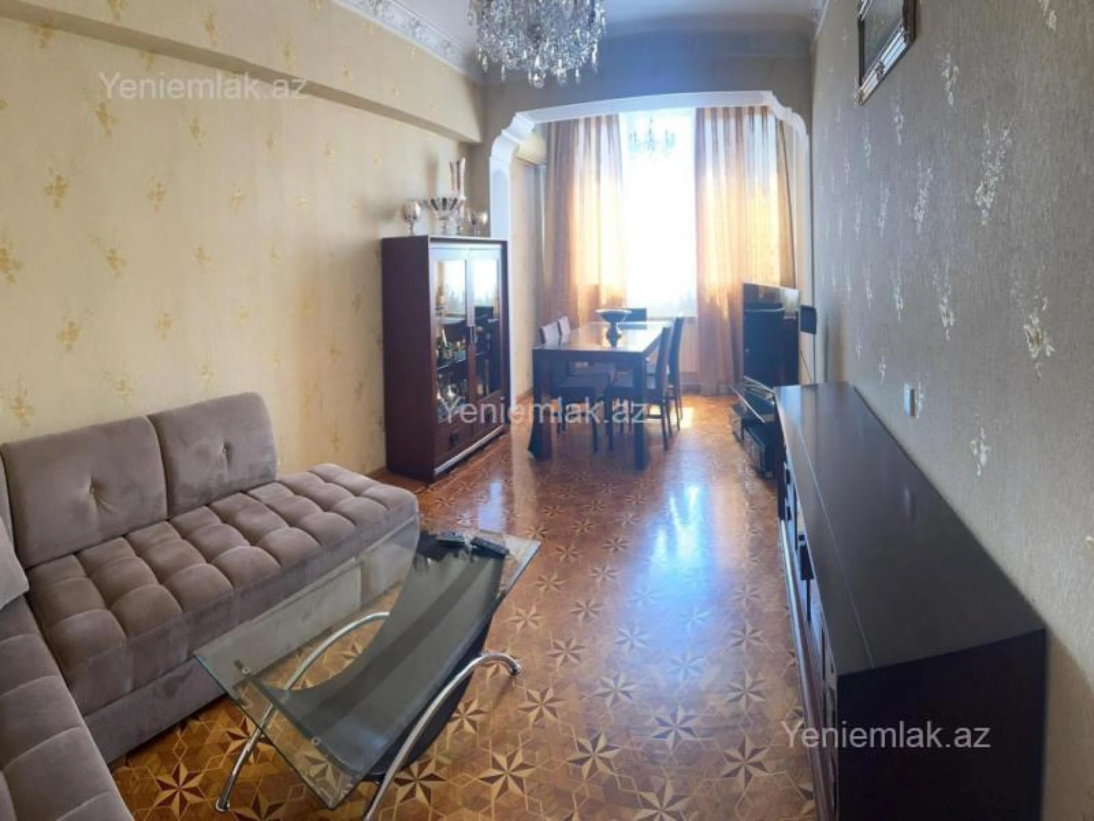 Satılır 4 otaqlı köhnə tikili 110 m²