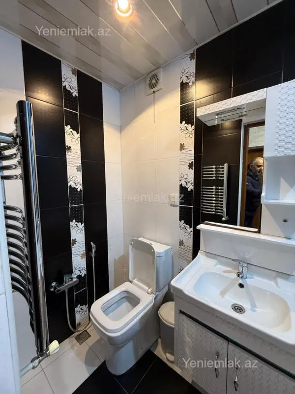 Satılır 2 otaqlı yeni tikili 60 m²