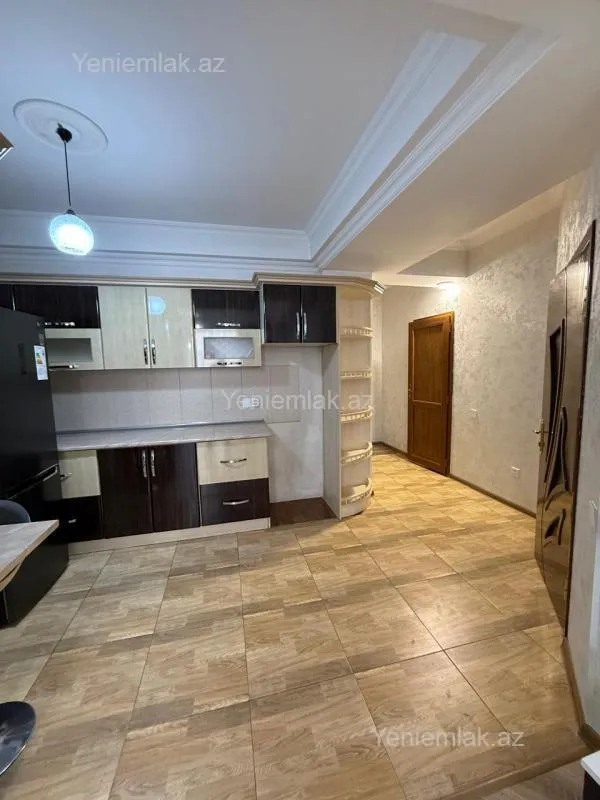 Satılır 2 otaqlı yeni tikili 60 m²