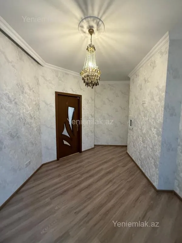 Satılır 2 otaqlı yeni tikili 60 m²