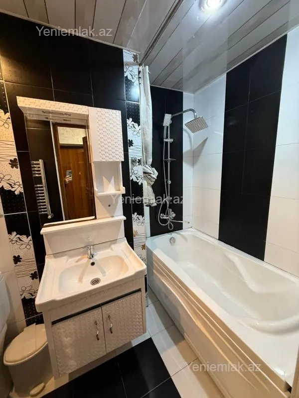 Satılır 2 otaqlı yeni tikili 60 m²