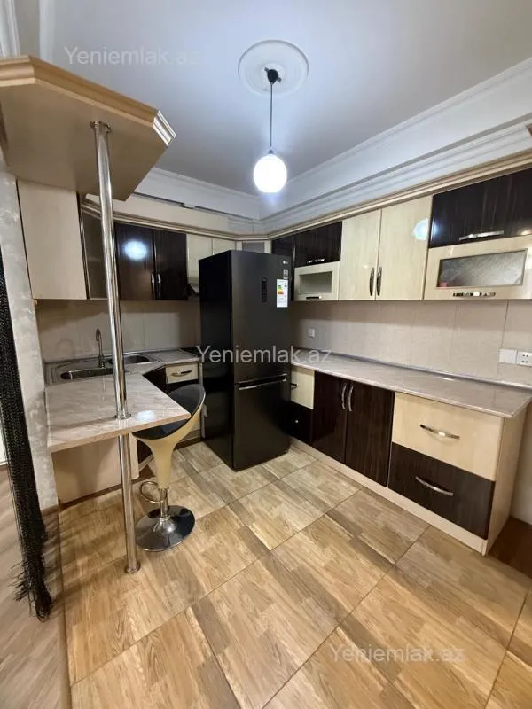 Satılır 2 otaqlı yeni tikili 60 m²