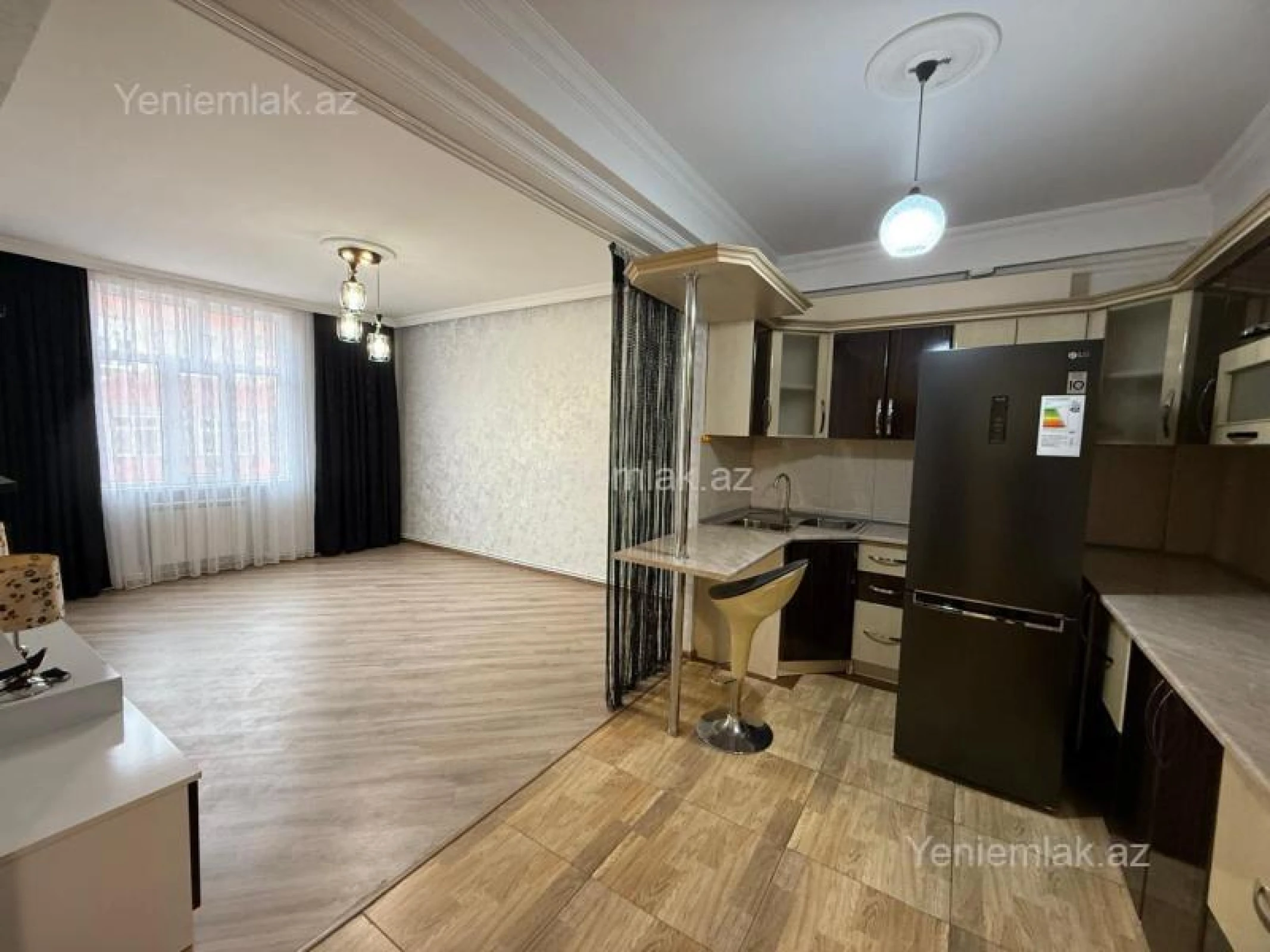 Satılır 2 otaqlı yeni tikili 60 m²