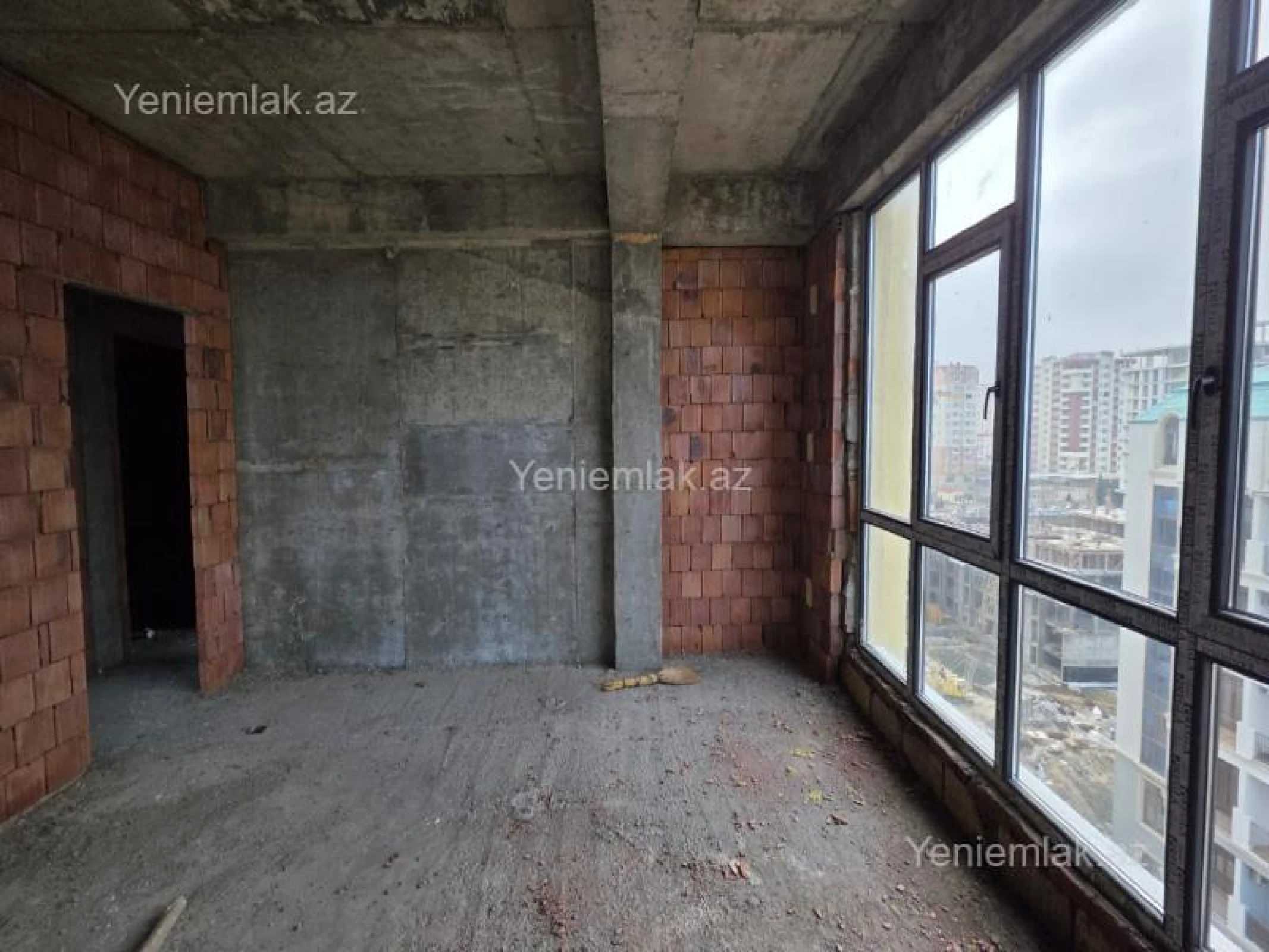 Satılır 2 otaqlı yeni tikili 74 m²