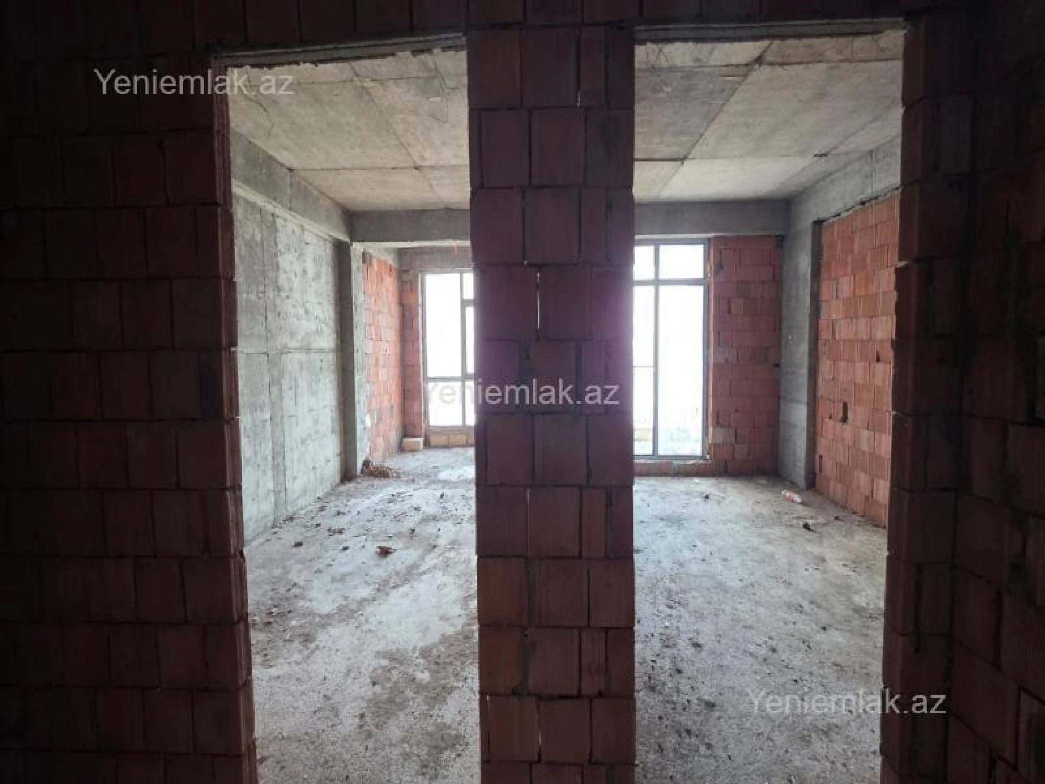 Satılır 2 otaqlı yeni tikili 74 m²