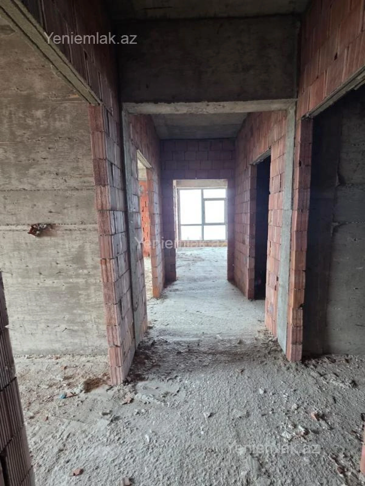 Satılır 2 otaqlı yeni tikili 74 m²