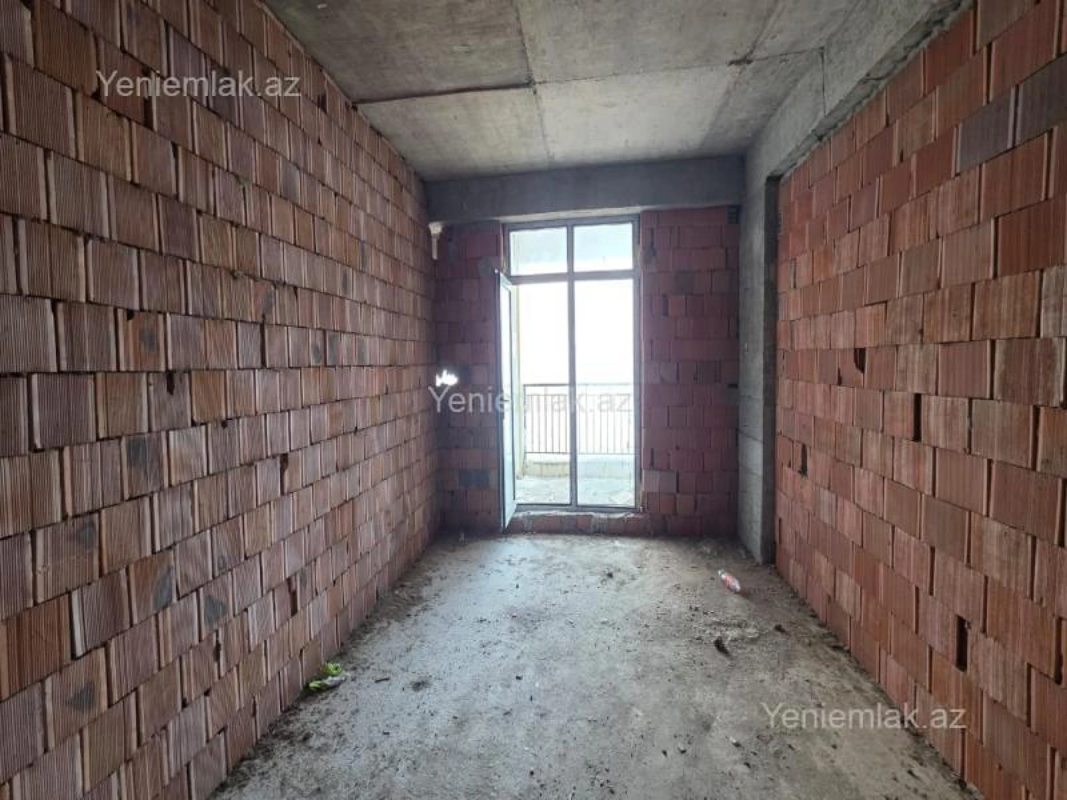 Satılır 2 otaqlı yeni tikili 74 m²