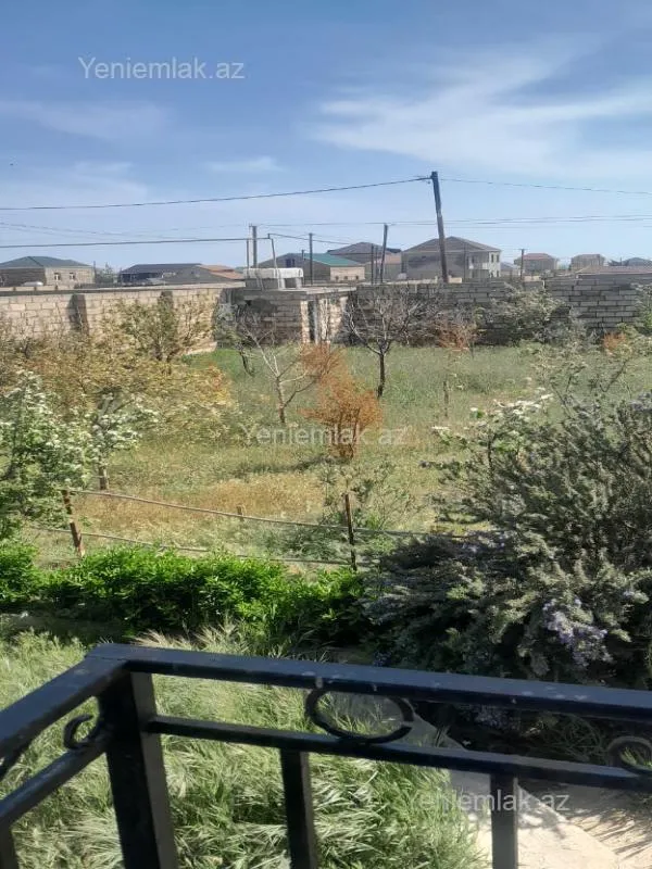 Satılır 4 otaqlı həyət evi 80 m²