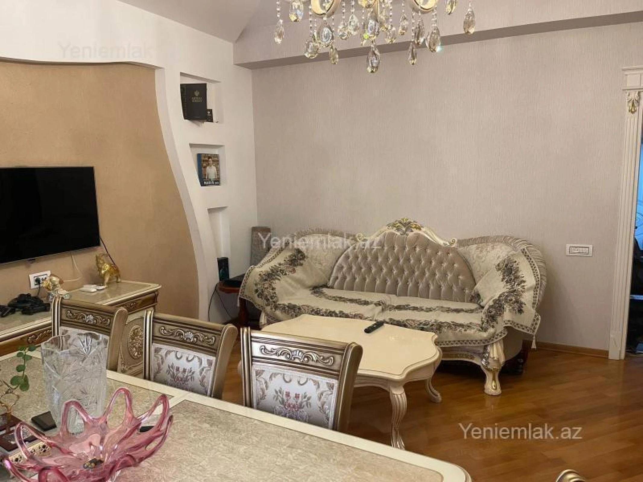 Satılır 3 otaqlı yeni tikili 98 m²
