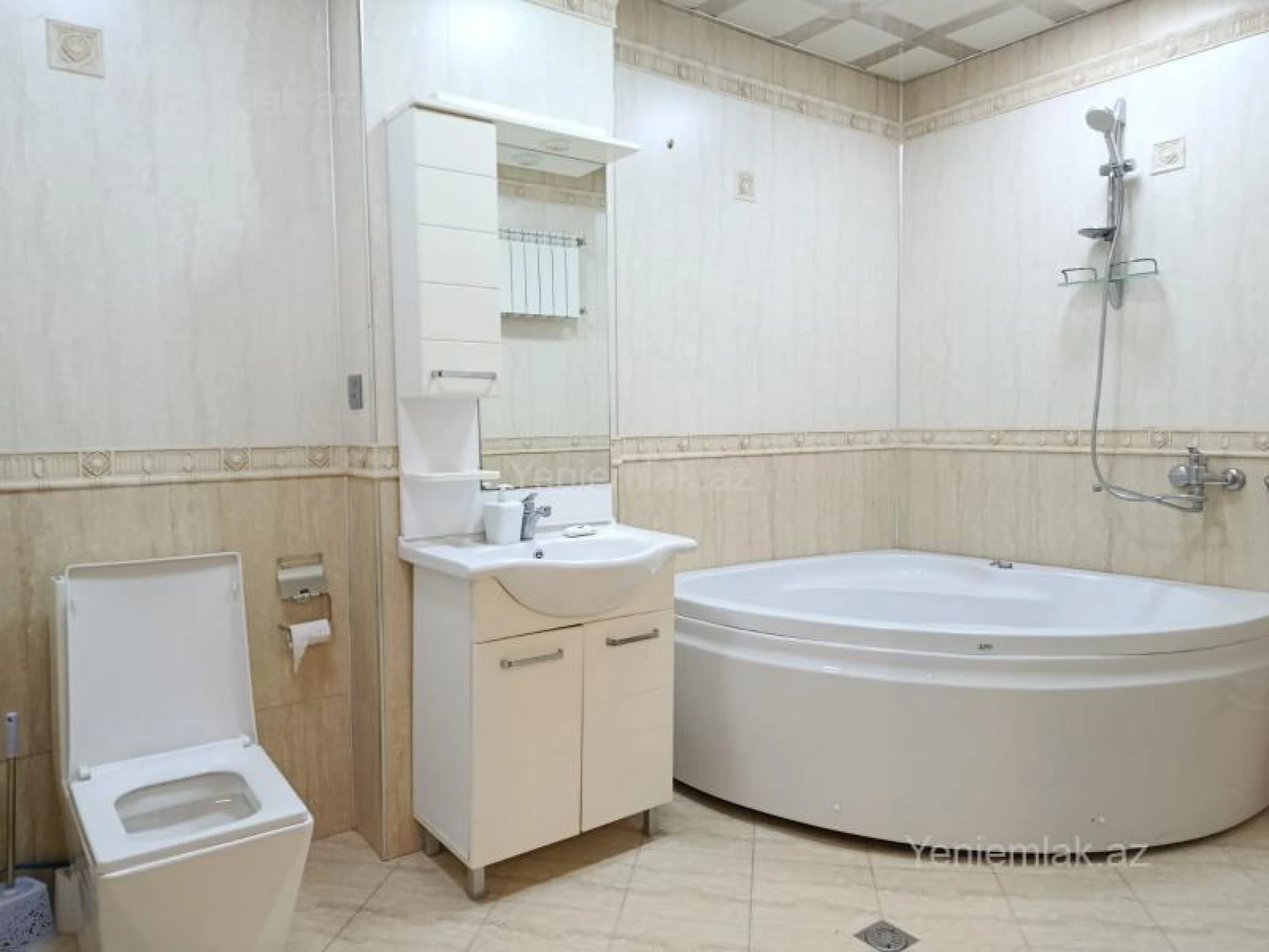 Satılır 4 otaqlı yeni tikili 163 m²