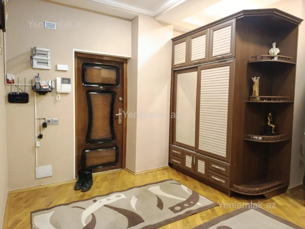 Satılır 4 otaqlı yeni tikili 163 m²