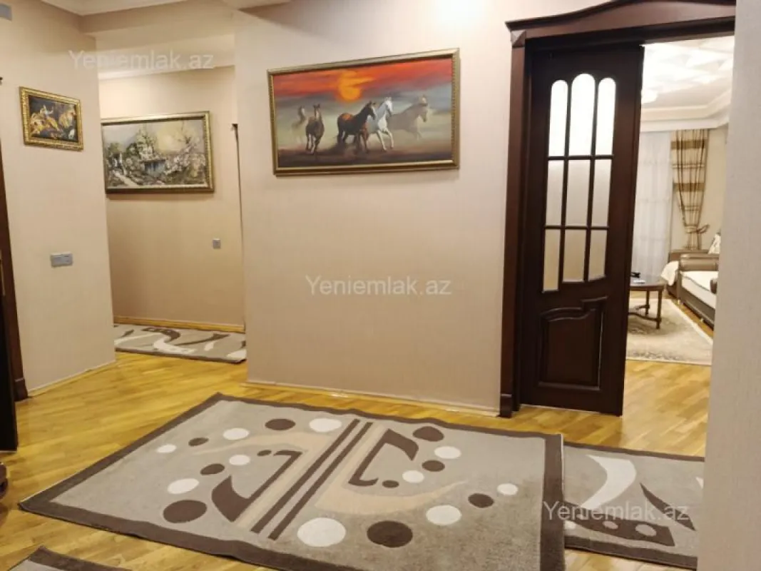 Satılır 4 otaqlı yeni tikili 163 m²