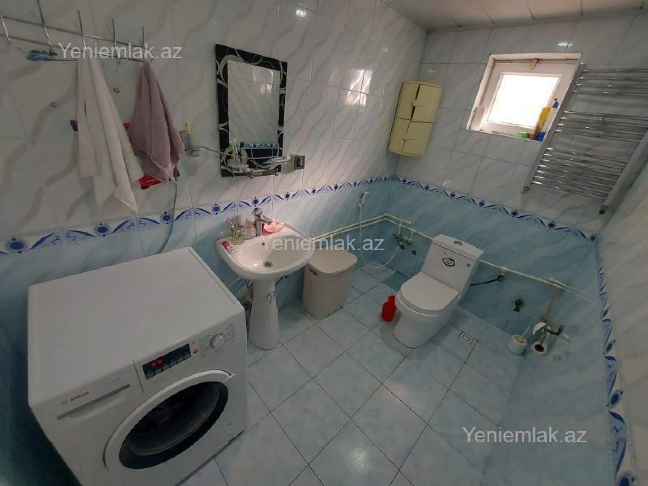 Satılır 8 otaqlı həyət evi 200 m²