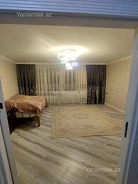 Satılır 3 otaqlı köhnə tikili 75 m²