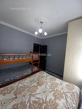 Satılır 3 otaqlı köhnə tikili 78 m²