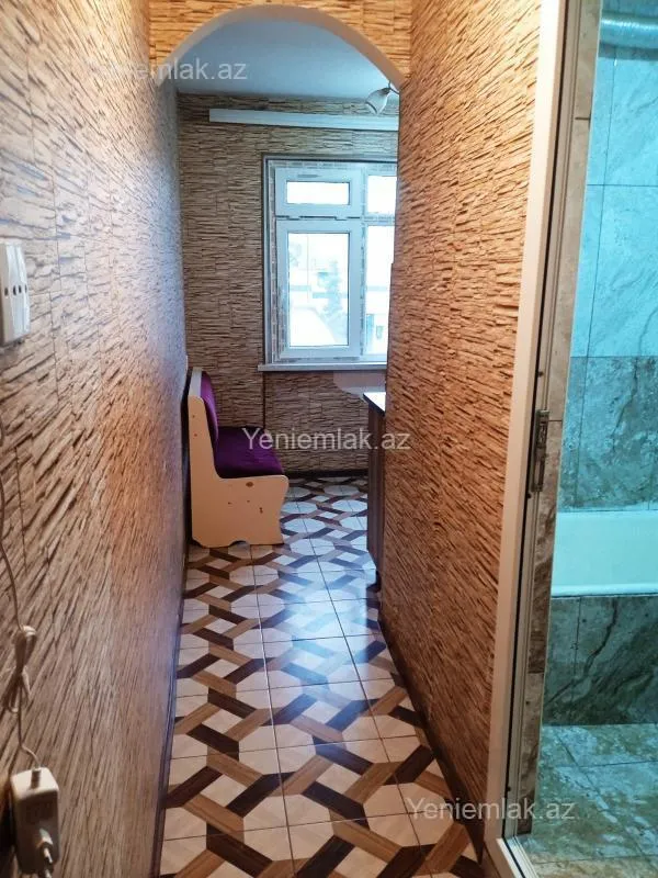 Satılır 1 otaqlı köhnə tikili 50 m²