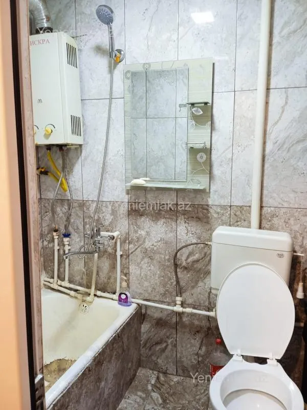 Satılır 1 otaqlı köhnə tikili 50 m²