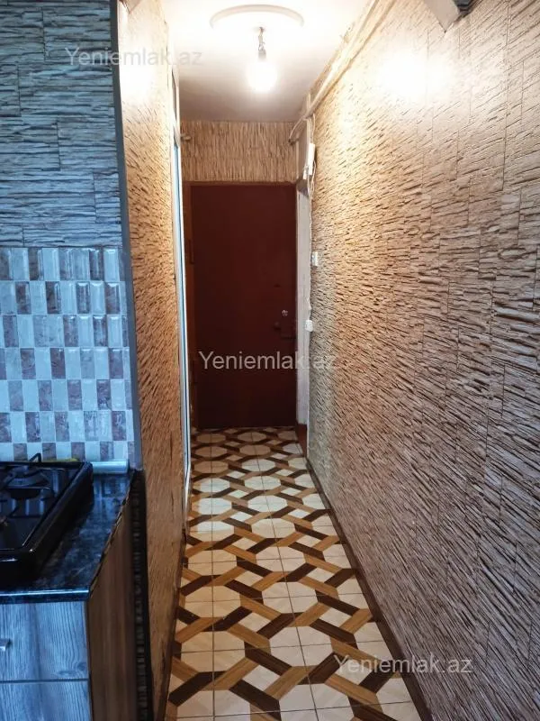 Satılır 1 otaqlı köhnə tikili 50 m²