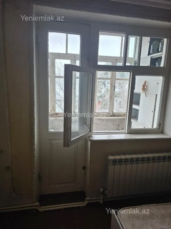 Satılır 3 otaqlı köhnə tikili 78 m²