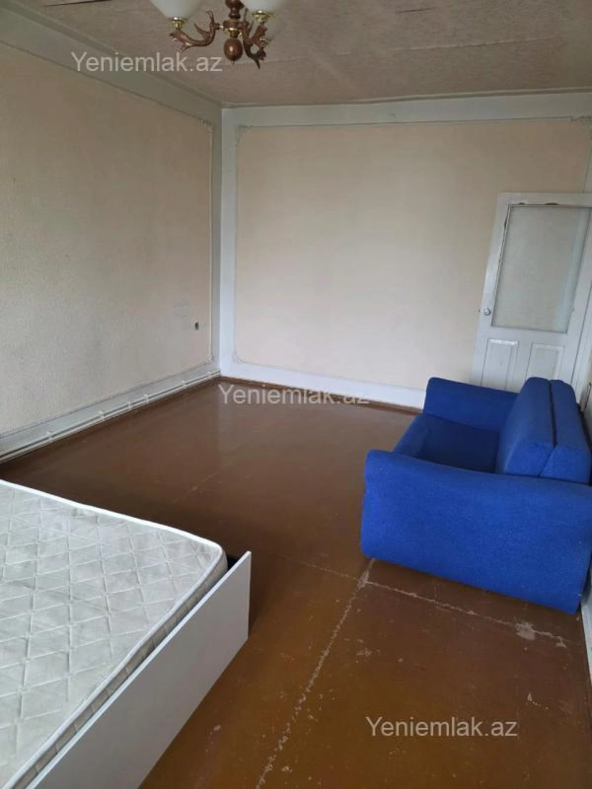 Satılır 3 otaqlı köhnə tikili 78 m²