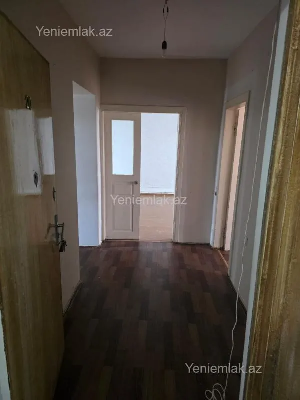 Satılır 3 otaqlı köhnə tikili 78 m²