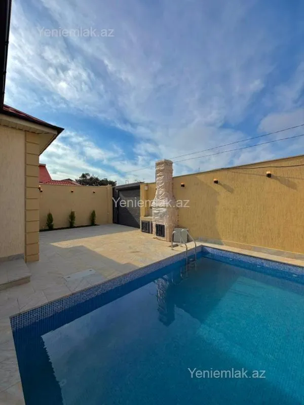 Satılır 4 otaqlı həyət evi 140 m²