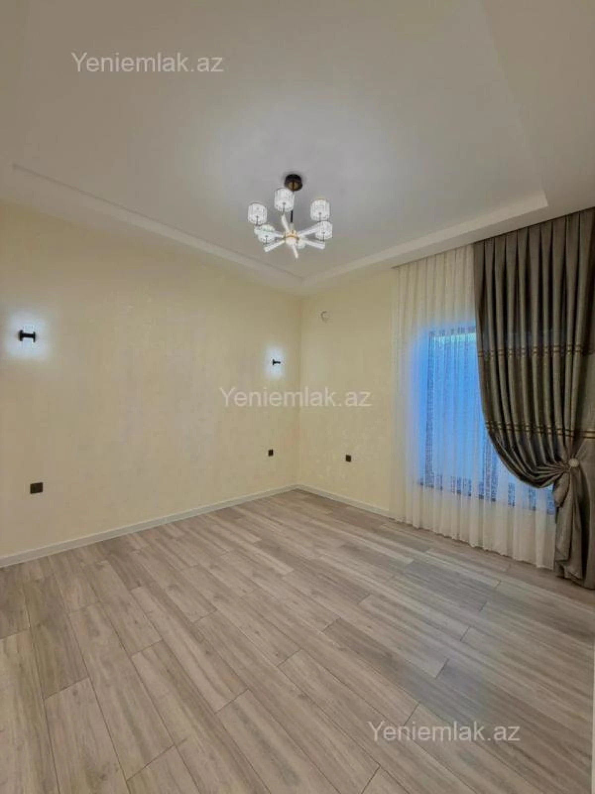 Satılır 4 otaqlı həyət evi 150 m²