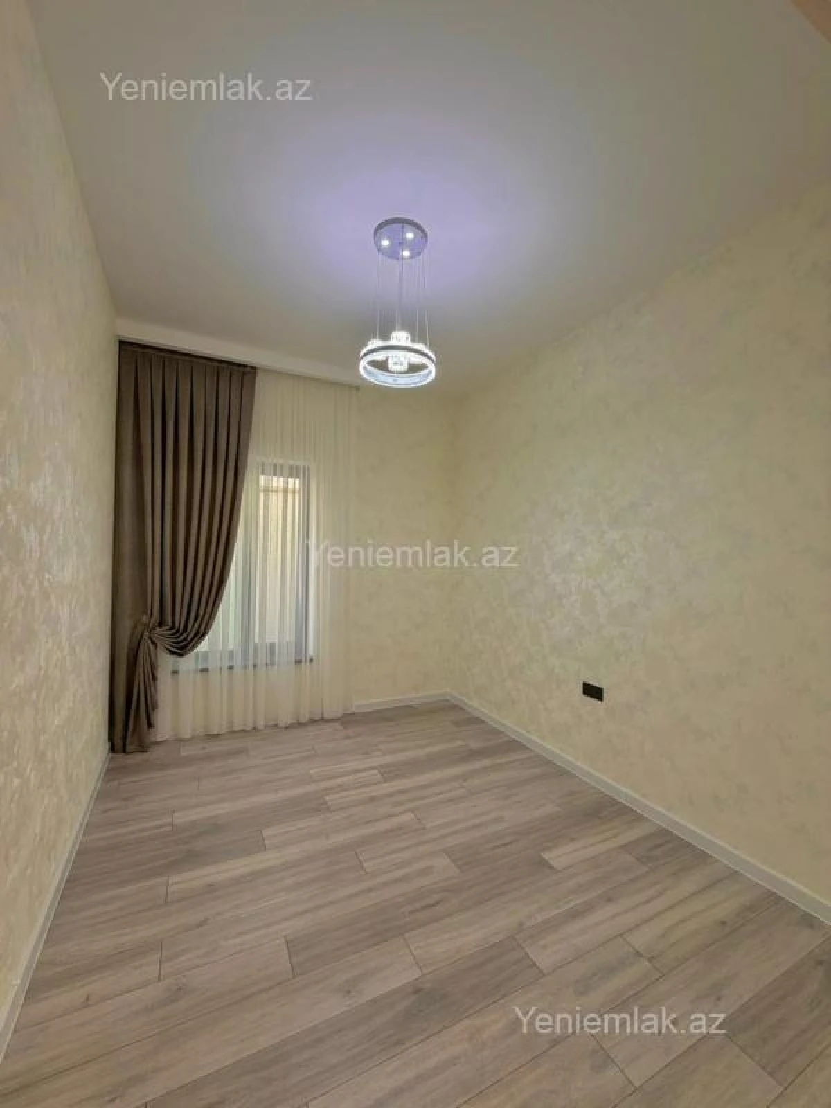 Satılır 4 otaqlı həyət evi 150 m²