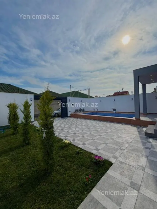 Satılır 4 otaqlı həyət evi 150 m²