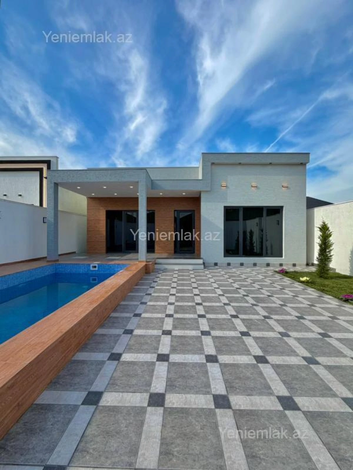 Satılır 4 otaqlı həyət evi 150 m²