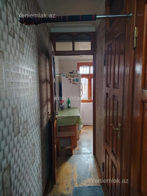Satılır 3 otaqlı köhnə tikili 68 m²