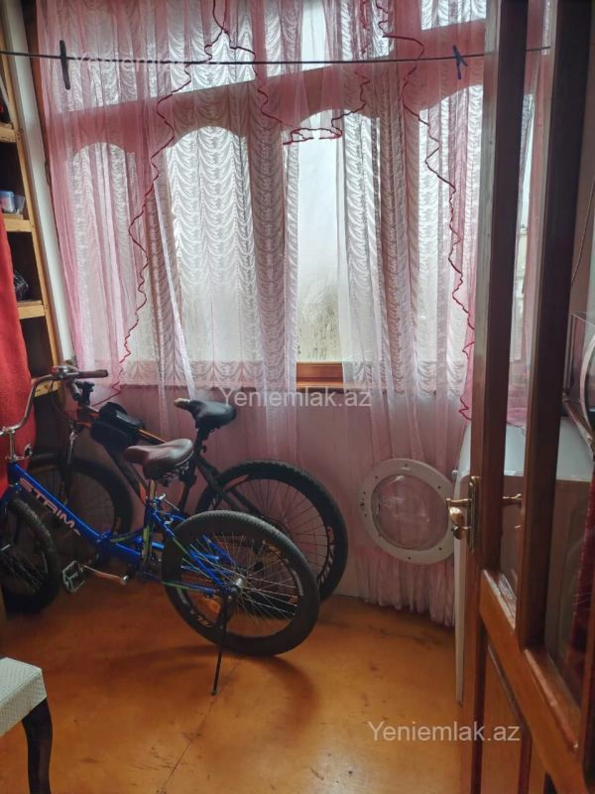 Satılır 3 otaqlı köhnə tikili 68 m²