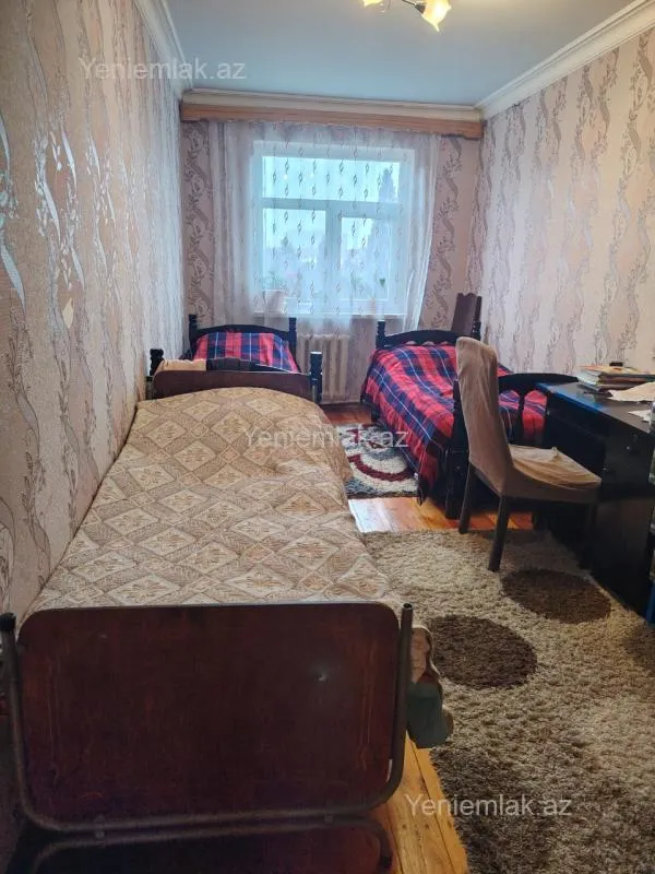 Satılır 3 otaqlı köhnə tikili 68 m²
