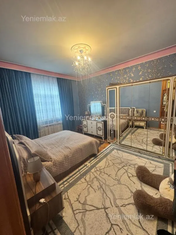 Satılır 5 otaqlı həyət evi 150 m²