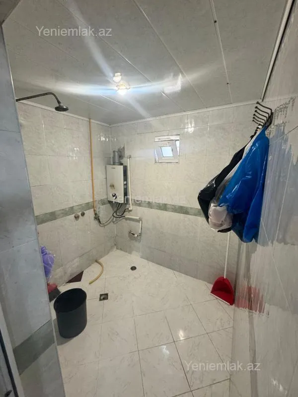 Satılır 5 otaqlı həyət evi 150 m²