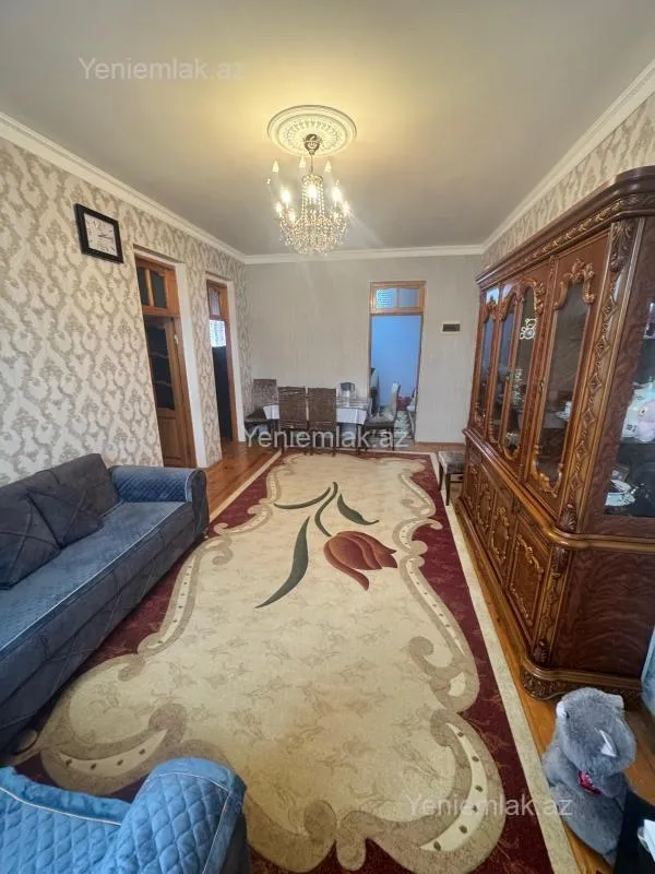 Satılır 5 otaqlı həyət evi 150 m²