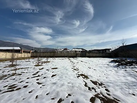 Satılır torpaq sahəsi — Qəbələ