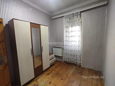 Satılır 3 otaqlı köhnə tikili 55 m²
