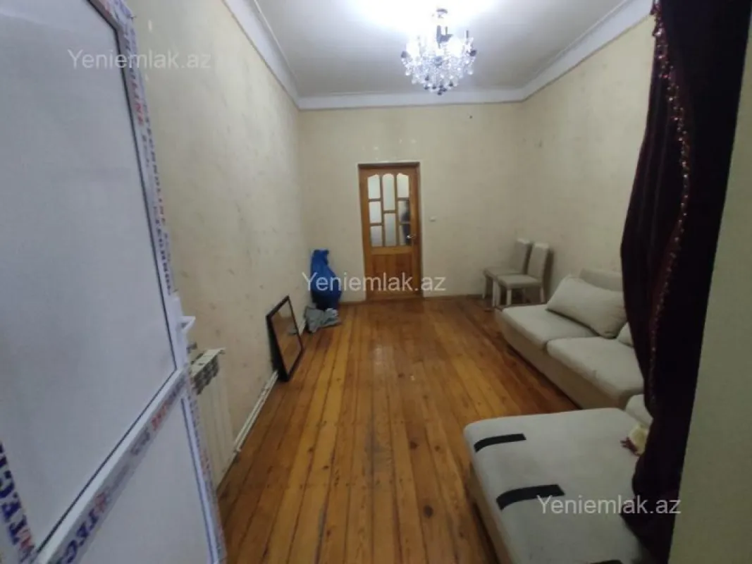 Satılır 3 otaqlı köhnə tikili 55 m²